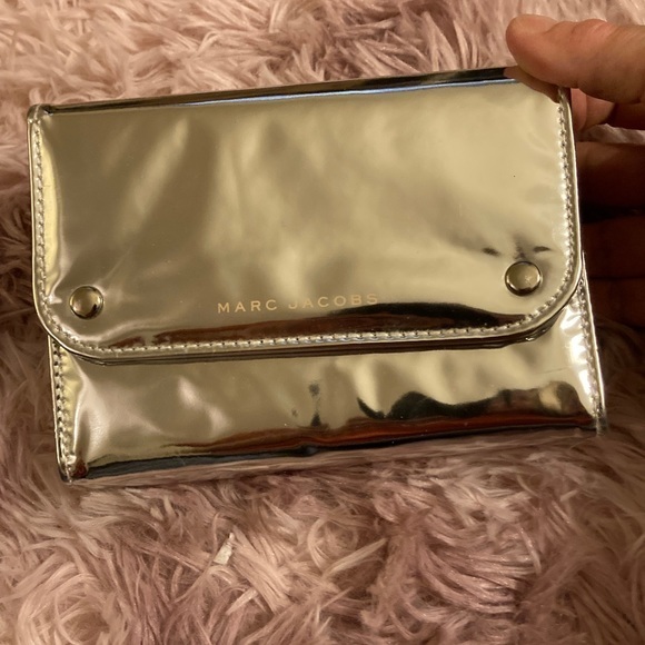 Marc Jacobs Accessories - Marc Jacobs Small Silver Leather Case
